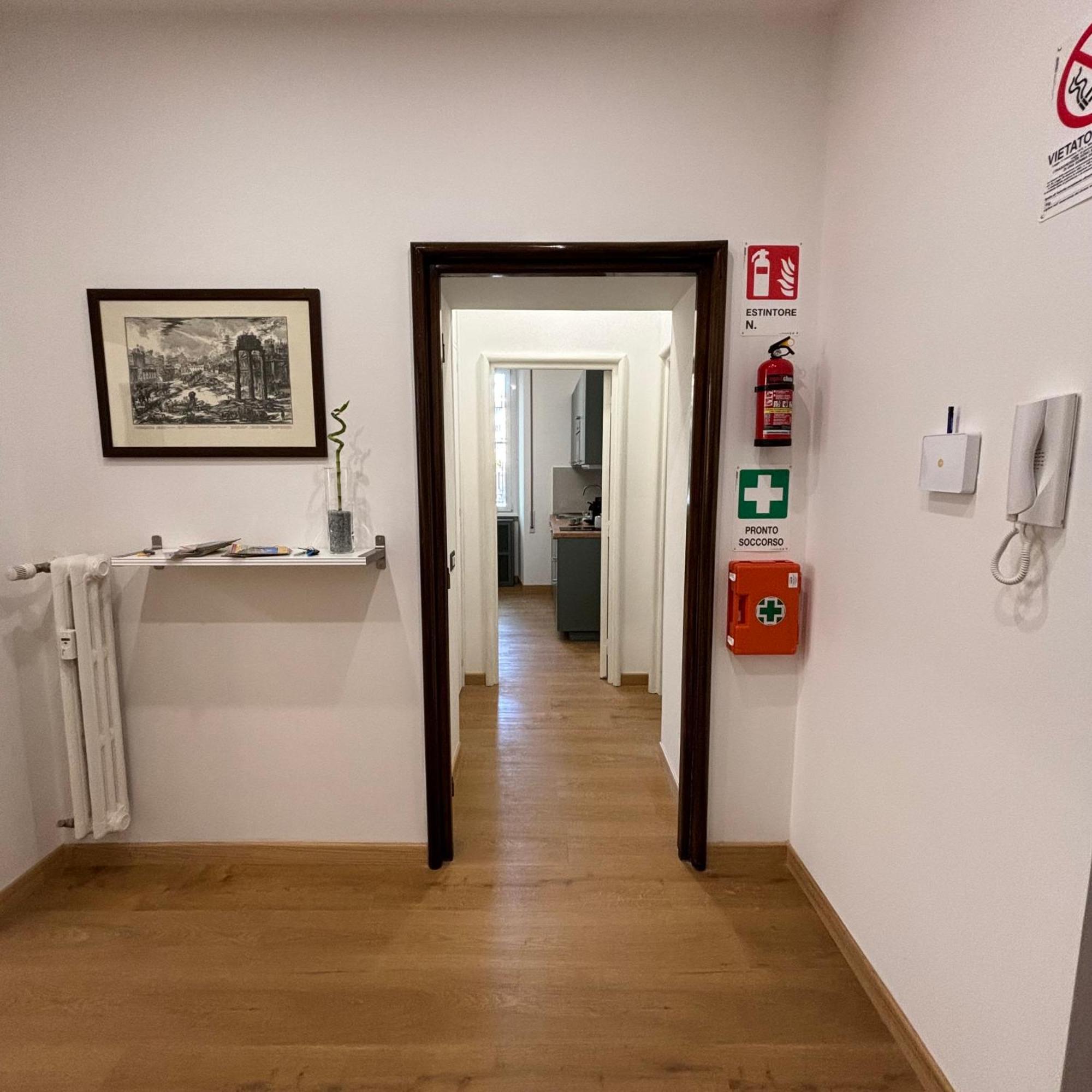 The Place Milizie Rome Exterior photo